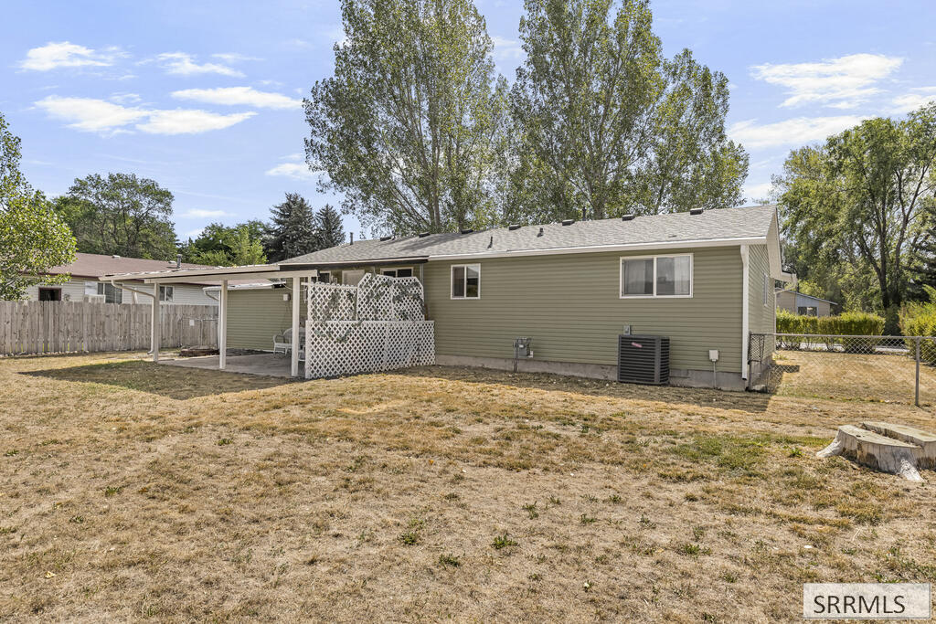 831 Connie Drive Property Photo 26