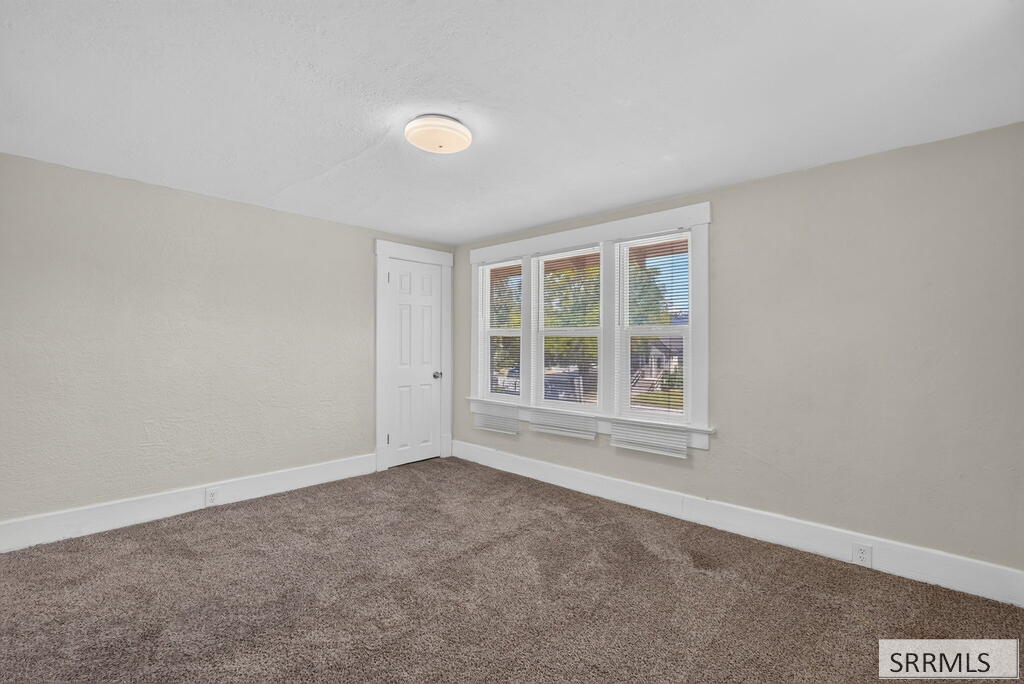 1005 S 4th Avenue Property Photo 19