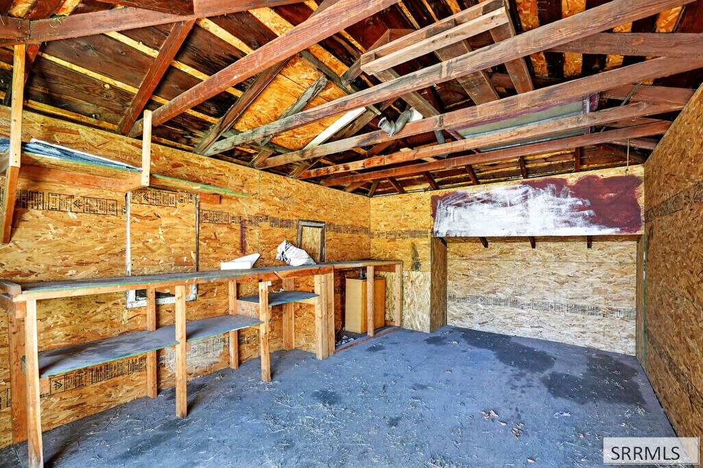 1005 S 4th Avenue Property Photo 39