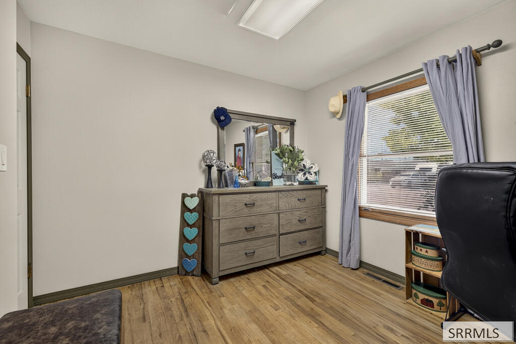 800 Hansen Avenue Property Photo 19