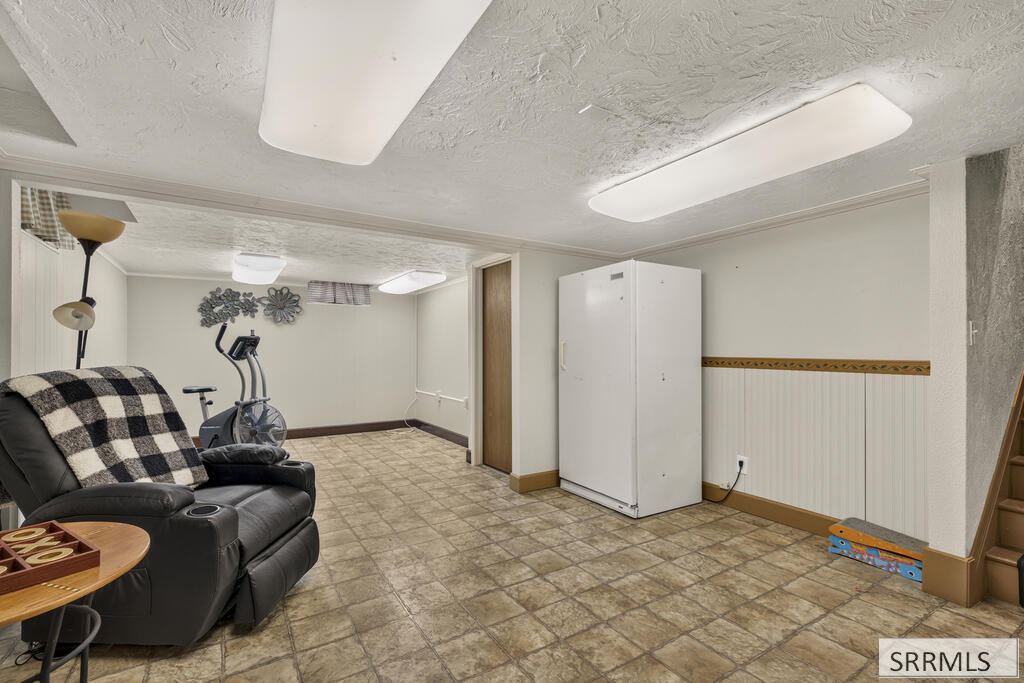 800 Hansen Avenue Property Photo 22