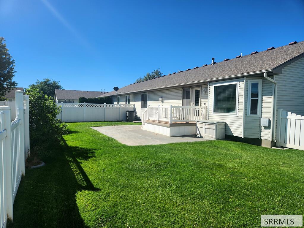 3557 Stonegate Drive Property Photo 2