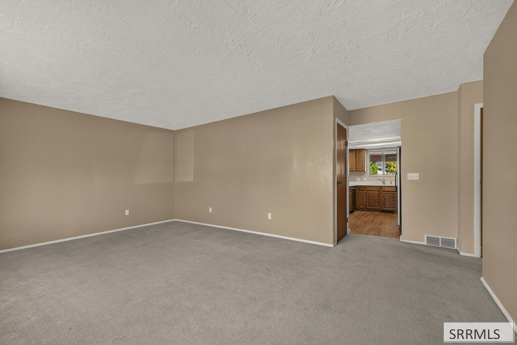 1971 E Alturas Circle Property Photo 7