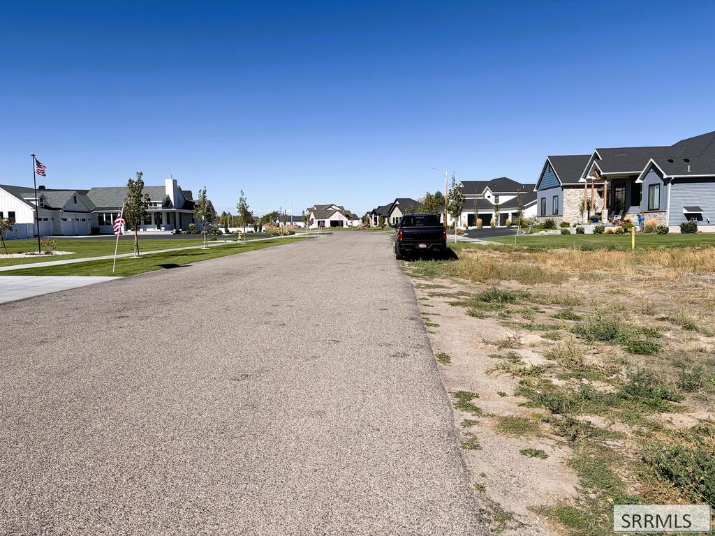 4629 N Sunset Drive Property Photo 17