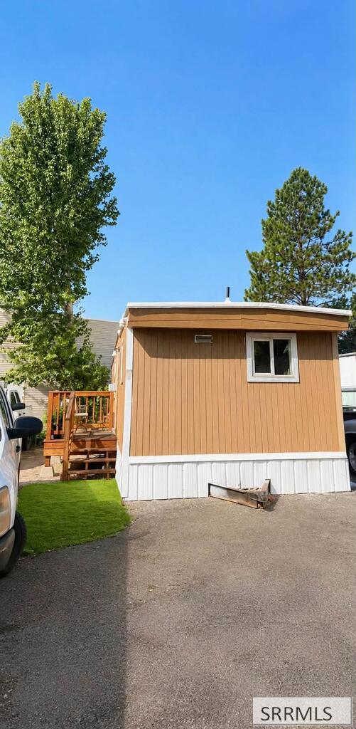 3570 S Yellowstone Hwy Property Photo 1
