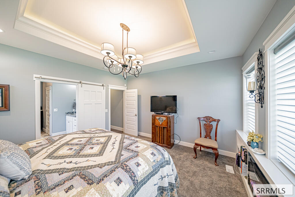 2141 E Cedar Point Lane Property Photo 44