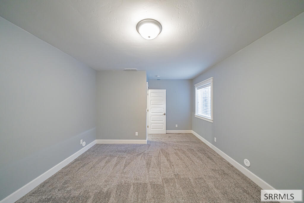 2141 E Cedar Point Lane Property Photo 77