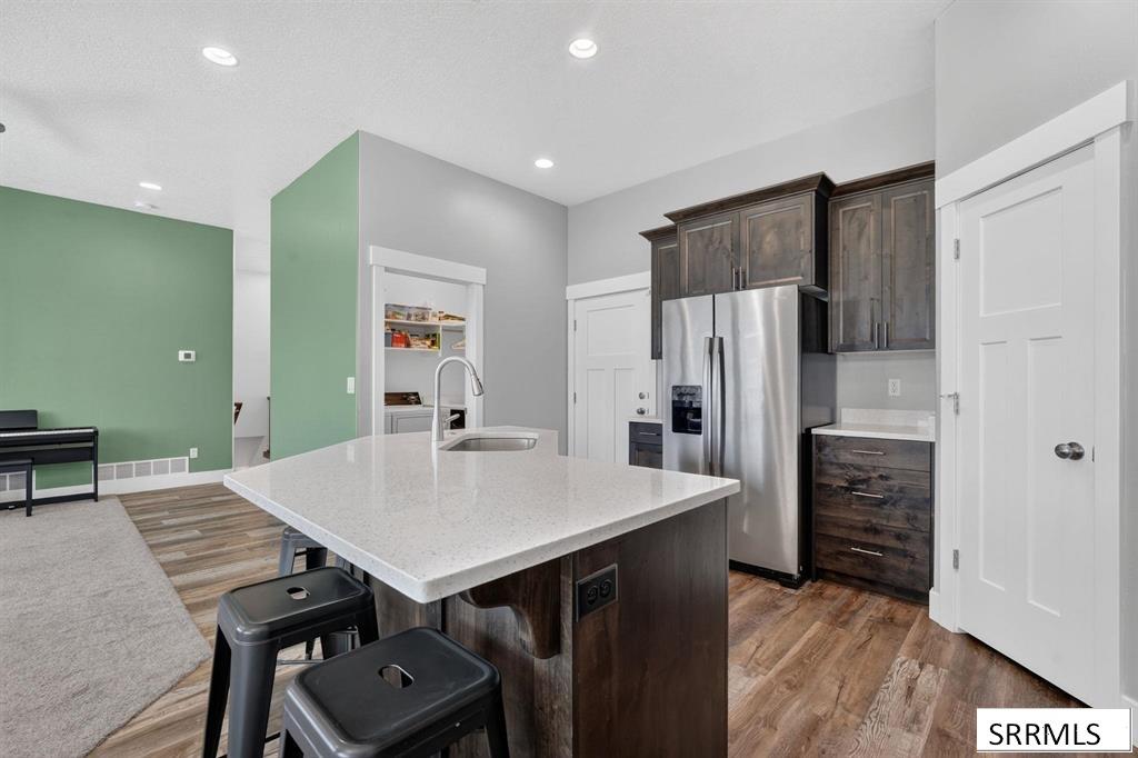 1561 Petersburg Property Photo 11