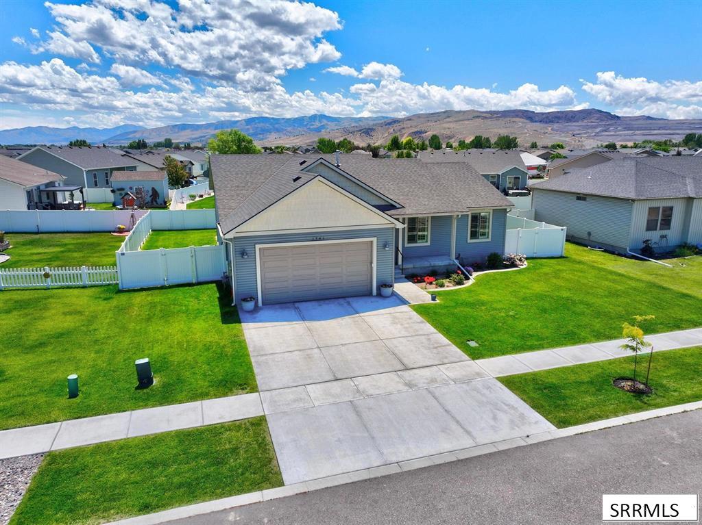 1561 Petersburg Property Photo 41