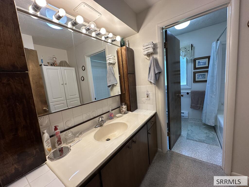 11030 N 45th E Property Photo 17