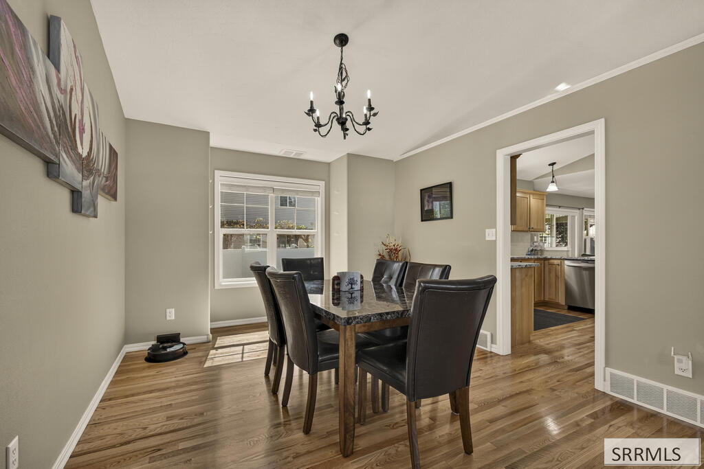 1640 Summer Way Property Photo 14