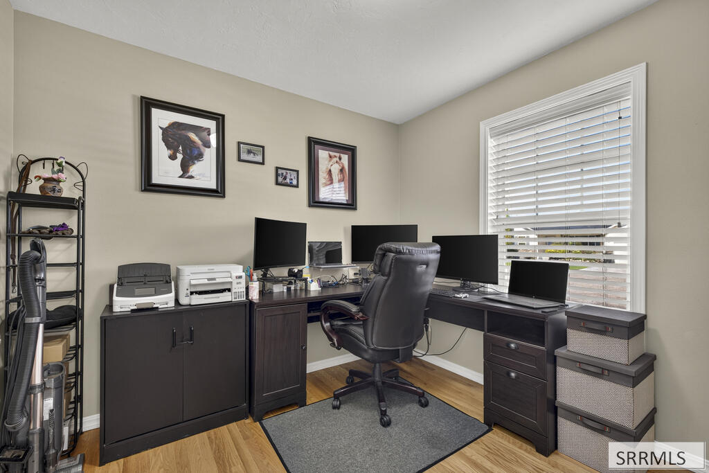 1640 Summer Way Property Photo 16