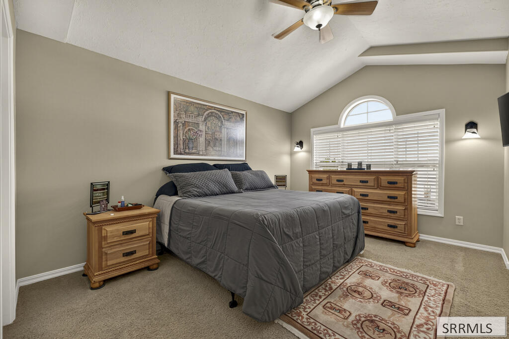 1640 Summer Way Property Photo 19