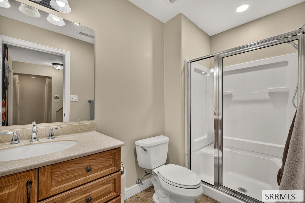 1640 Summer Way Property Photo 36