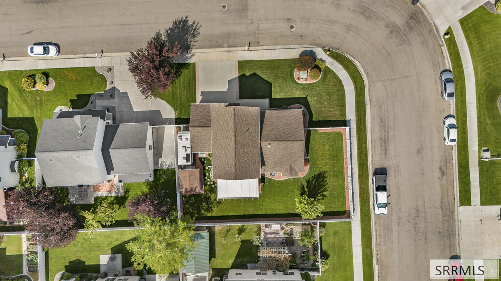 1640 Summer Way Property Photo 49