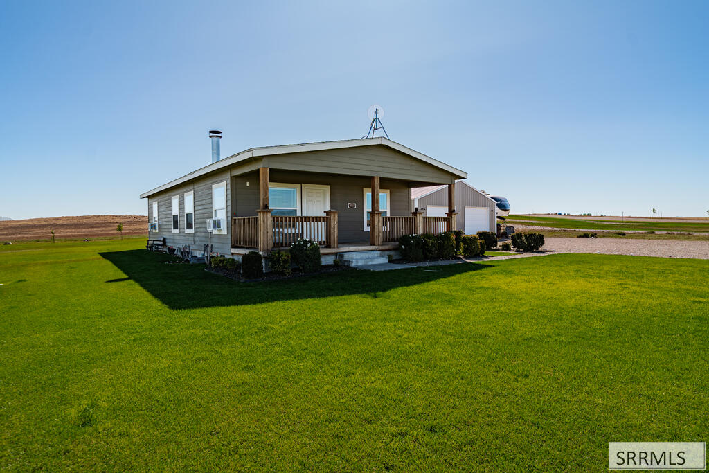 621 N 1300 W Property Photo 1