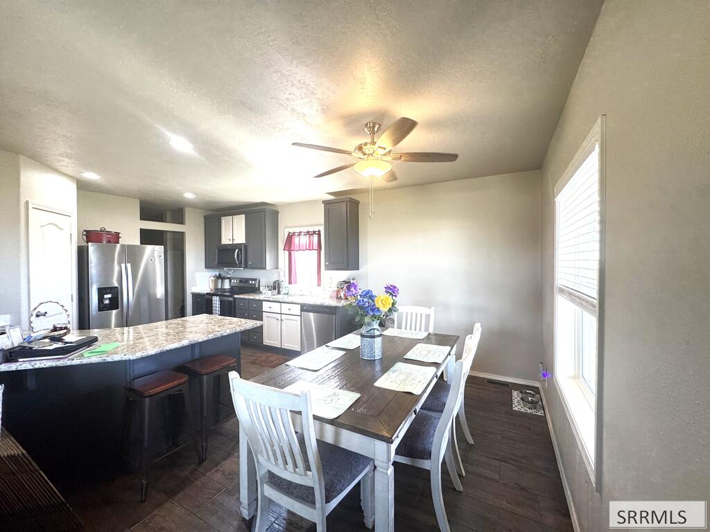 621 N 1300 W Property Photo 14