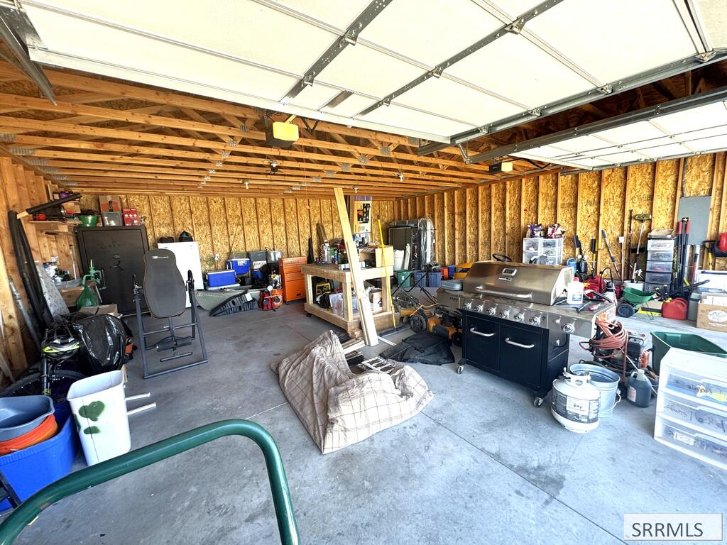 621 N 1300 W Property Photo 24