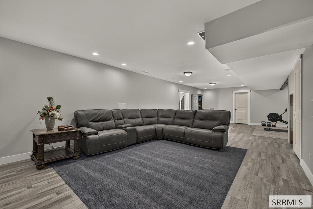 5249 Glendora Avenue Property Photo 27