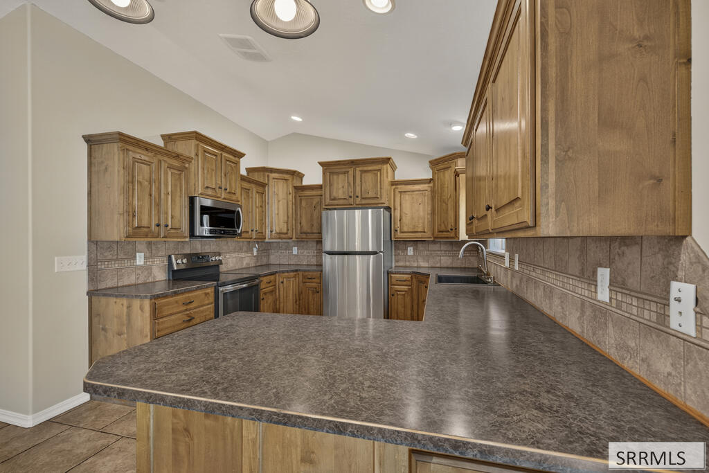3840 Summer Sun Drive Property Photo 5