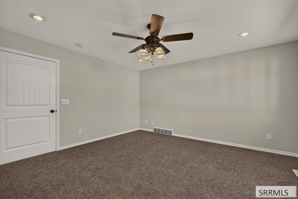 3840 Summer Sun Drive Property Photo 14