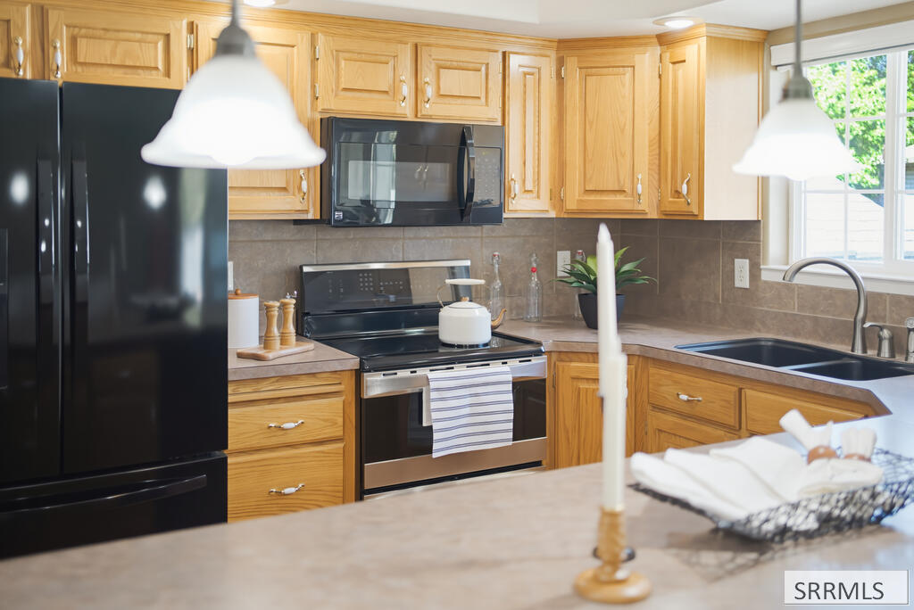 3049 Brookstone Circle Property Photo 13