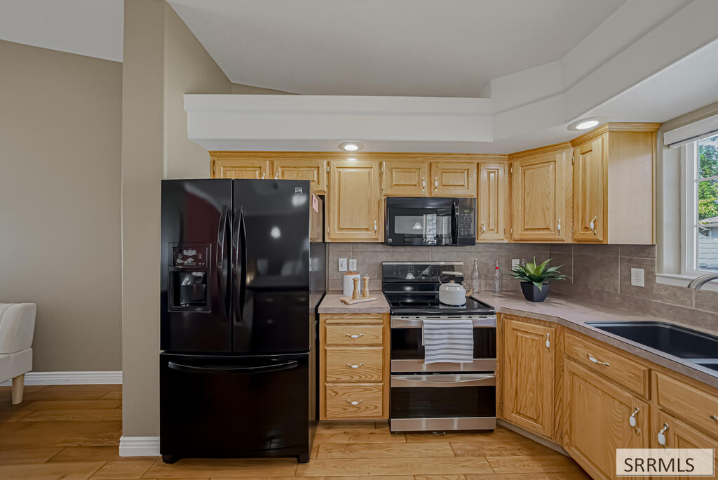 3049 Brookstone Circle Property Photo 15