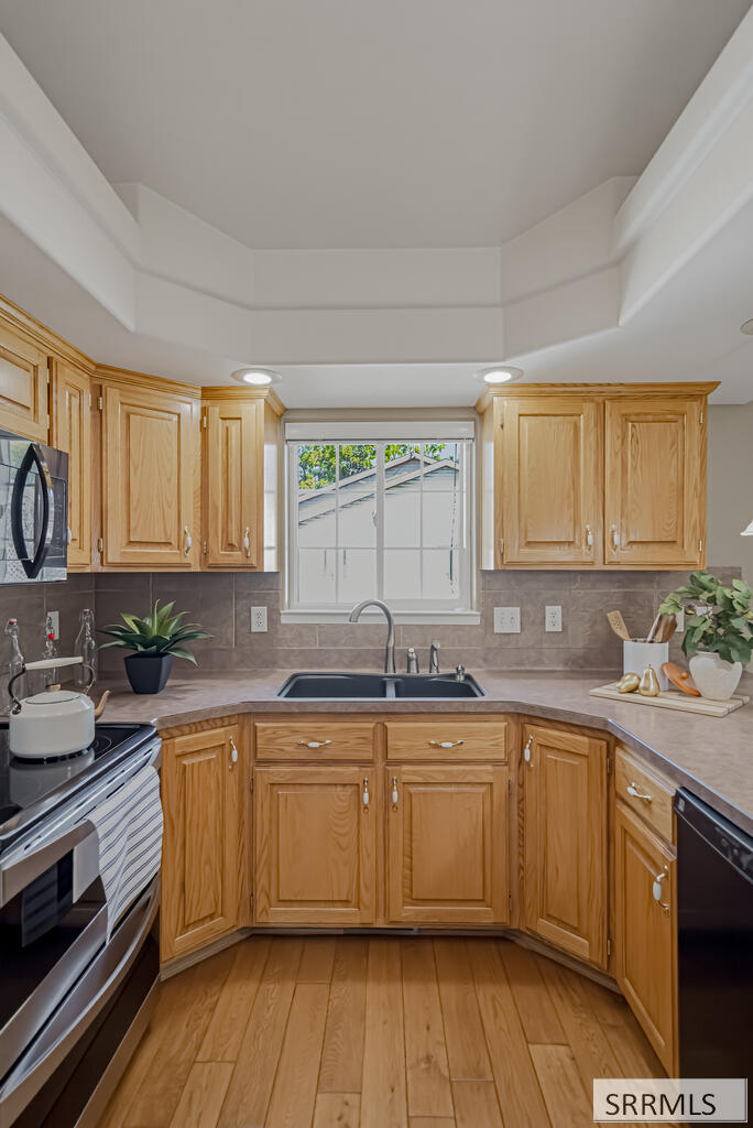 3049 Brookstone Circle Property Photo 17