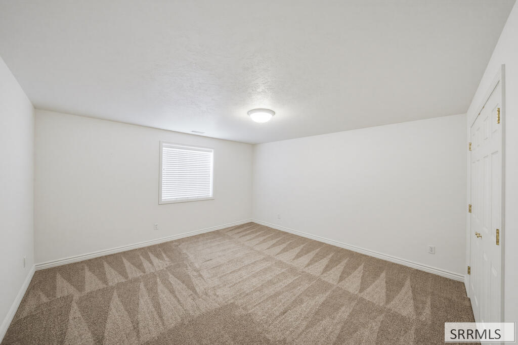 3049 Brookstone Circle Property Photo 36