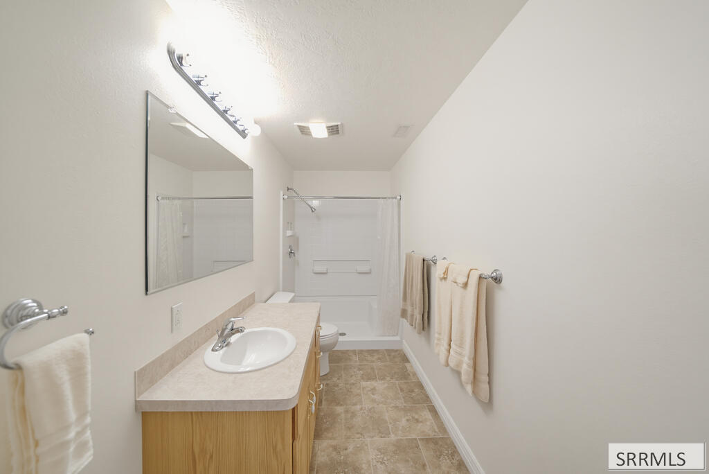 3049 Brookstone Circle Property Photo 39