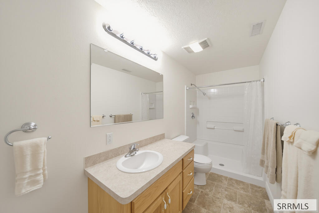 3049 Brookstone Circle Property Photo 40