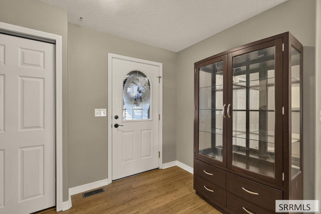 655 W Dove Circle Property Photo 5