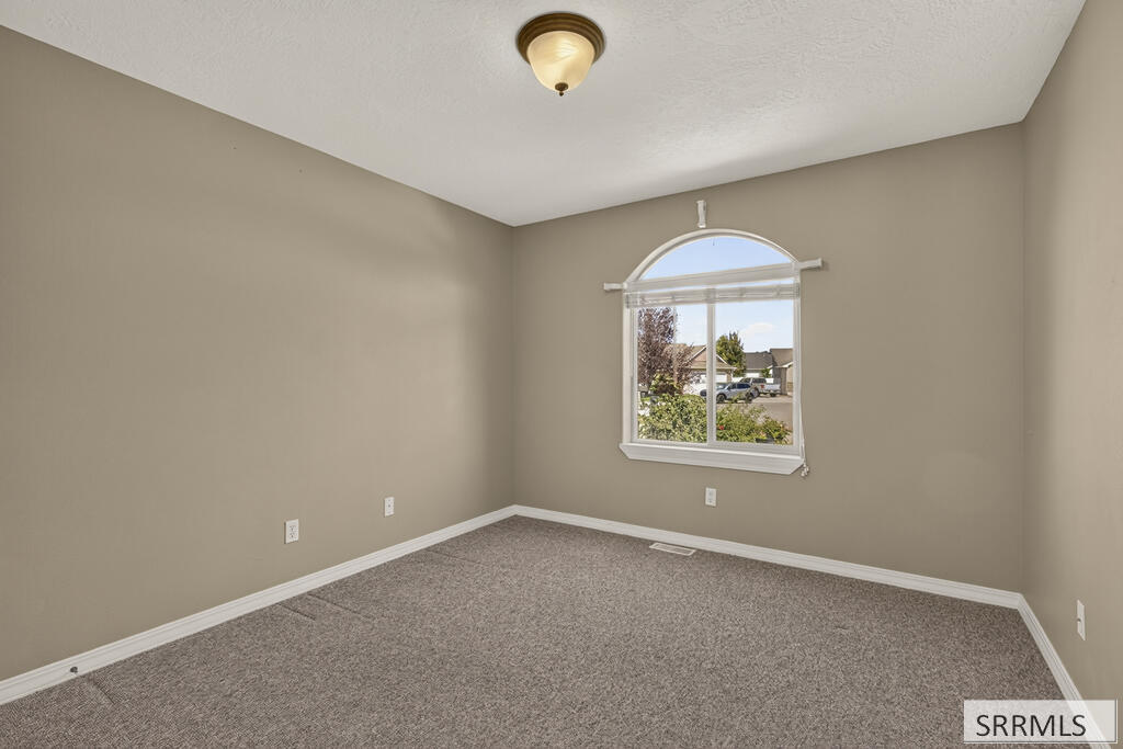 655 W Dove Circle Property Photo 23