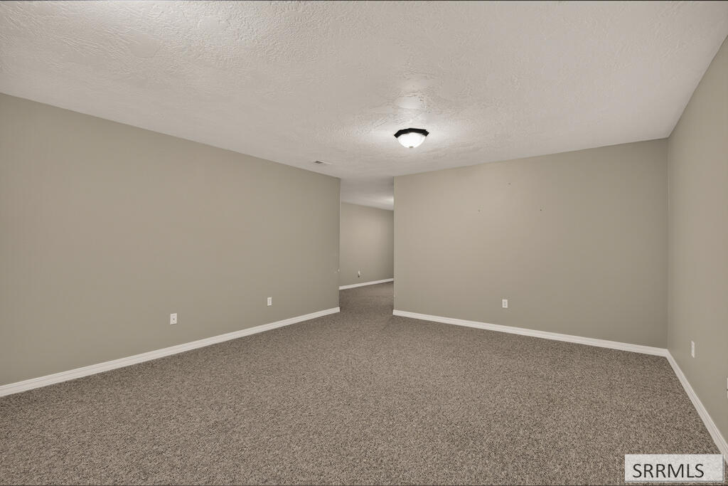 655 W Dove Circle Property Photo 28