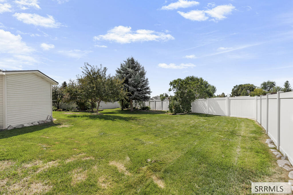 655 W Dove Circle Property Photo 47