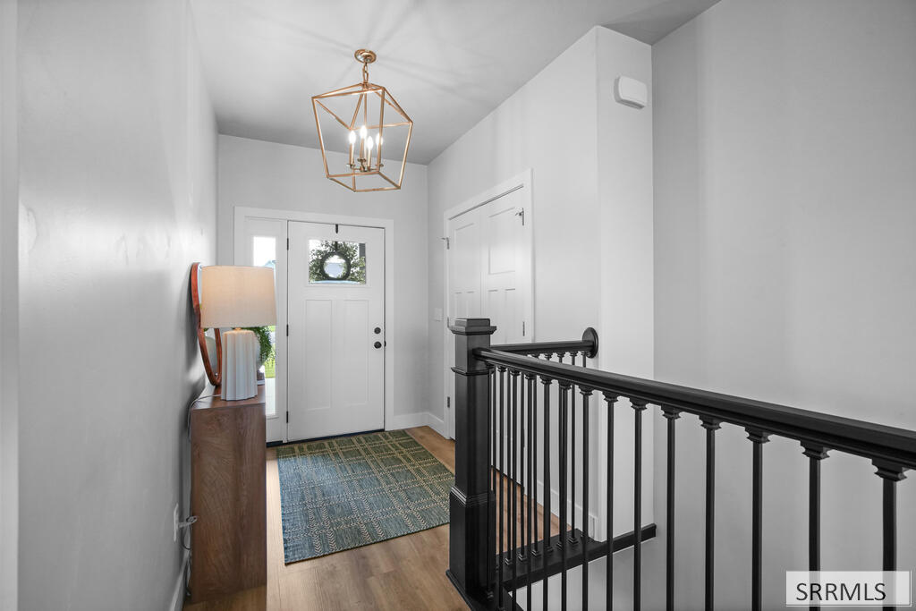 1572 N 885 E Property Photo 7