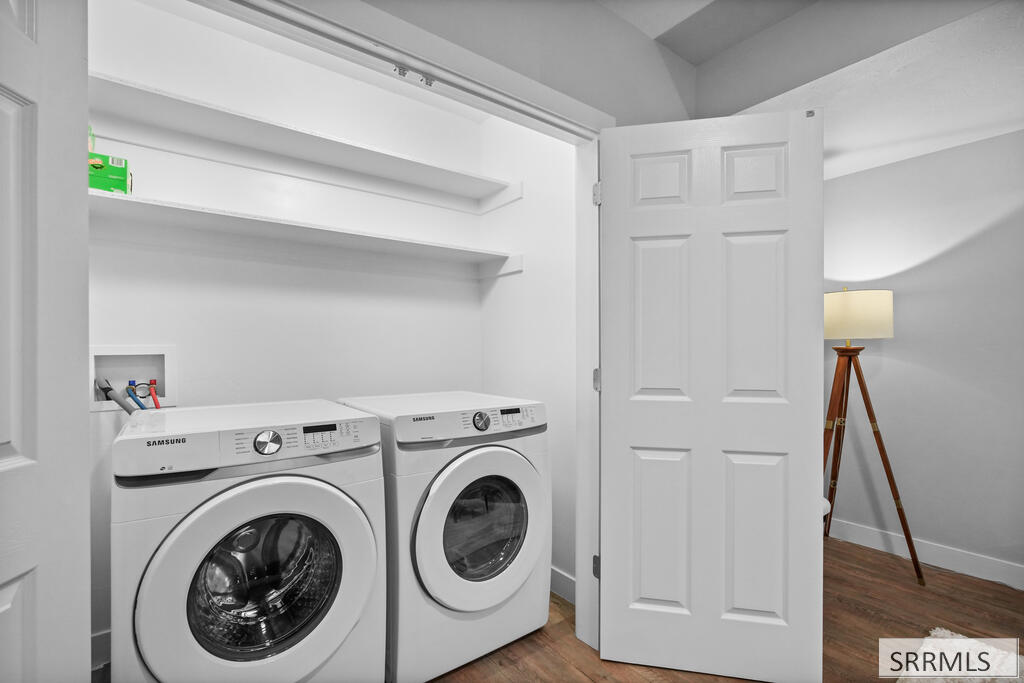1572 N 885 E Property Photo 28