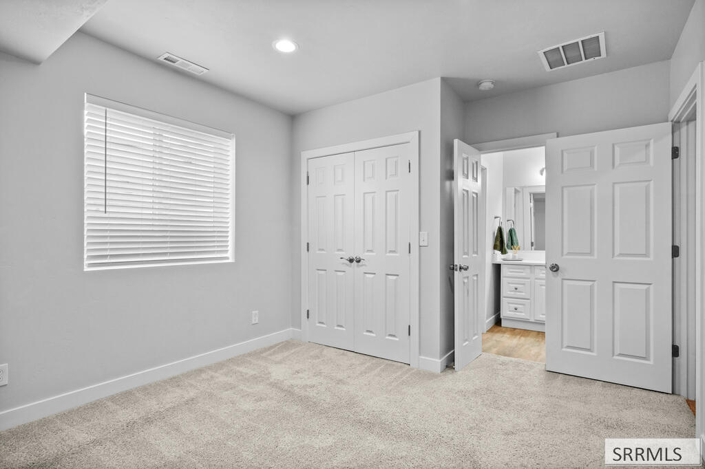 1572 N 885 E Property Photo 30