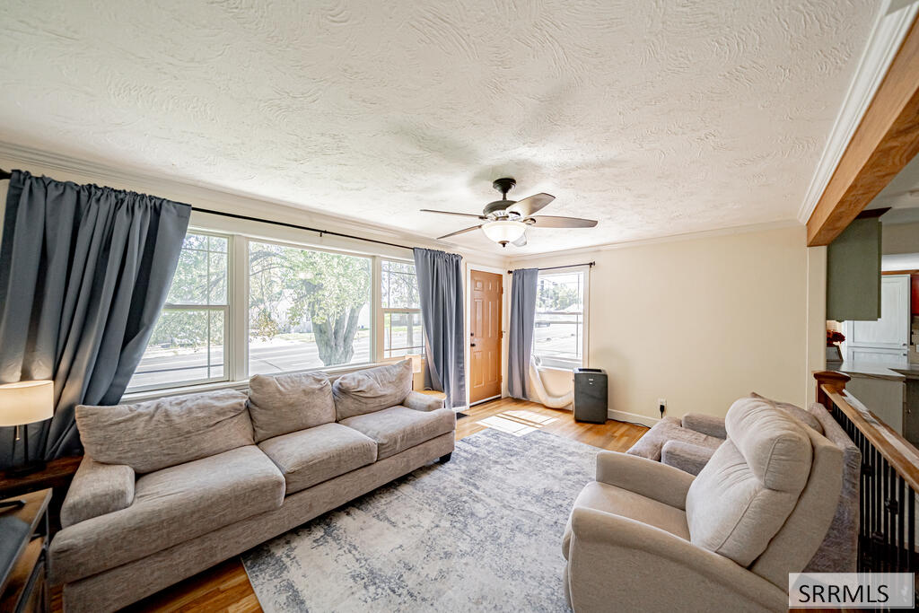 1640 S Boulevard Property Photo 16