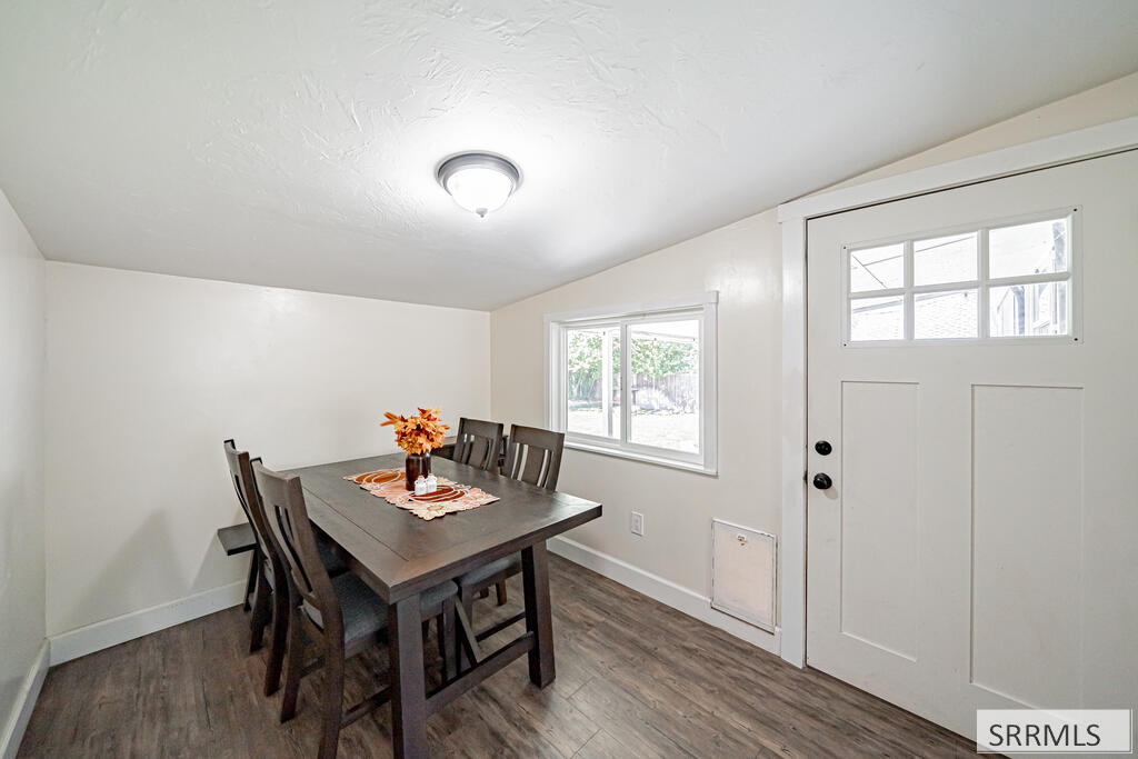 1640 S Boulevard Property Photo 21