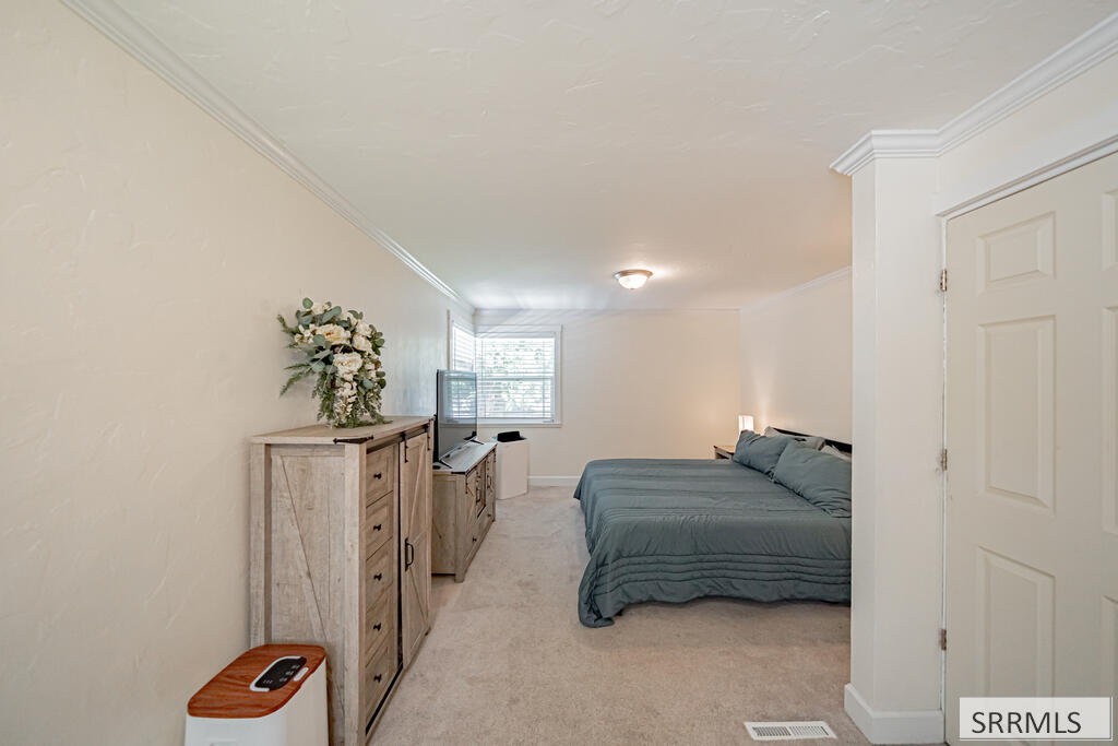 1640 S Boulevard Property Photo 28