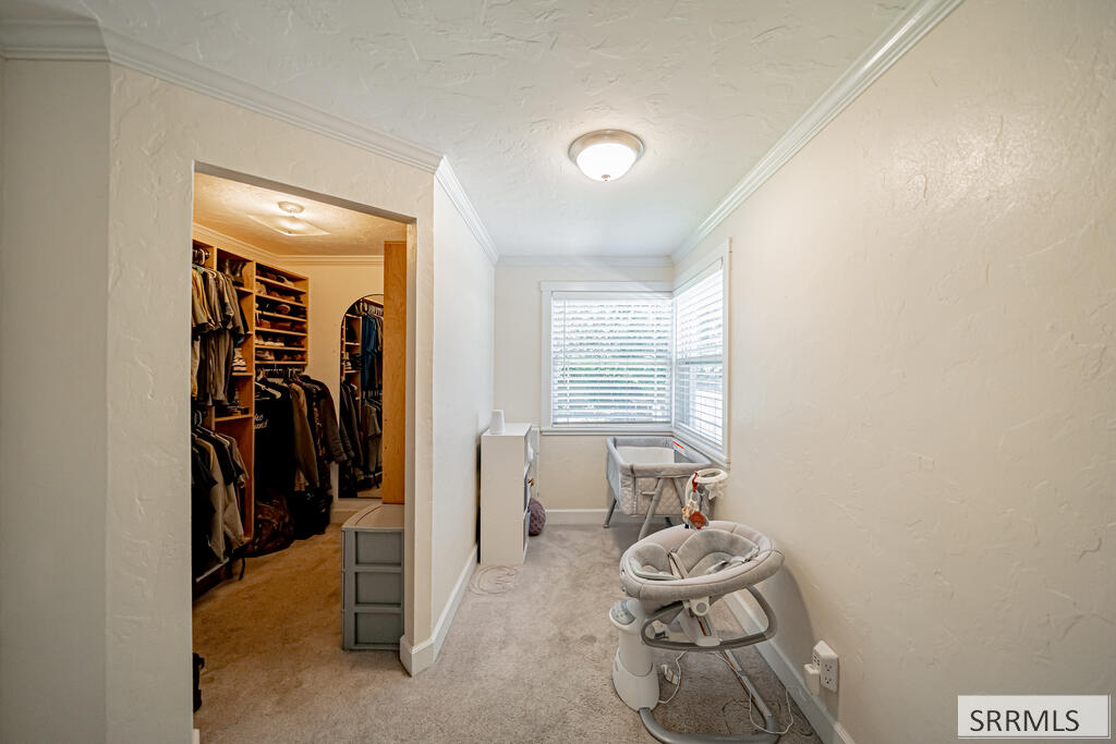1640 S Boulevard Property Photo 30