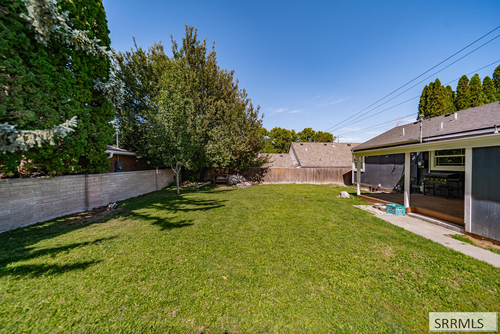 1640 S Boulevard Property Photo 50