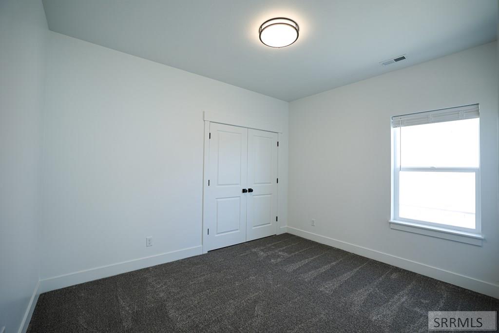 651 S 2315 W Property Photo 8