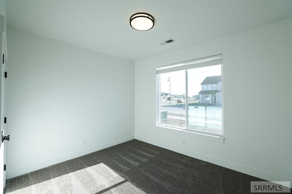 651 S 2315 W Property Photo 10