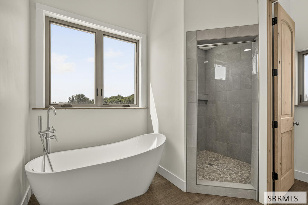 2225 Clover Meadow Way Property Photo 17