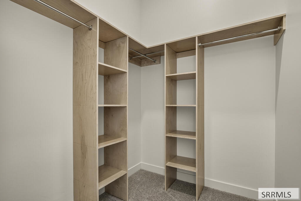 2225 Clover Meadow Way Property Photo 19