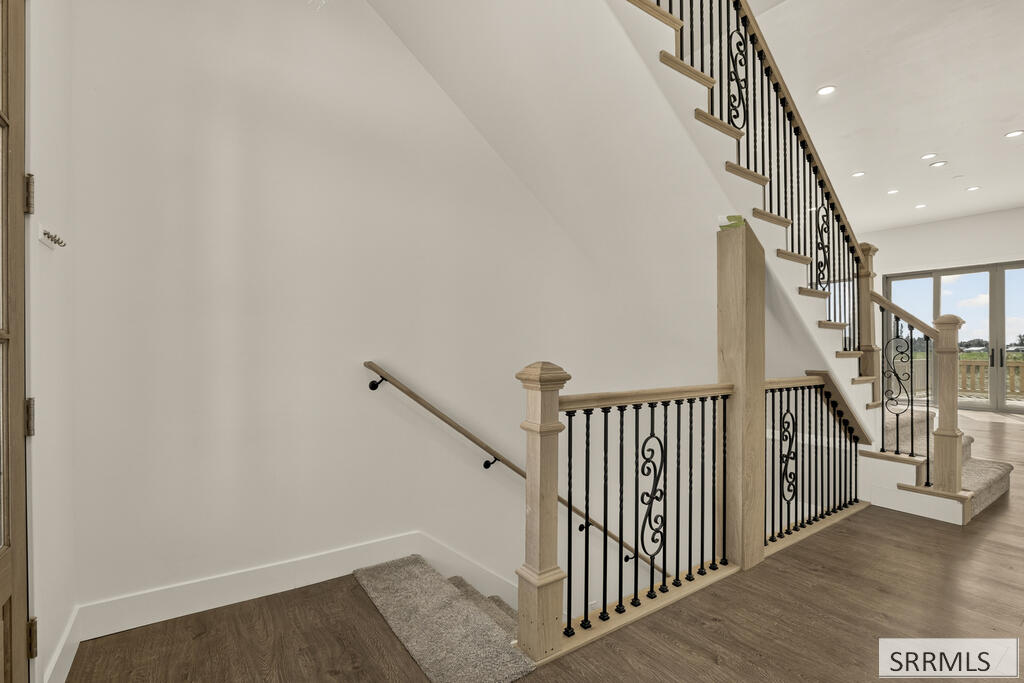 2225 Clover Meadow Way Property Photo 44