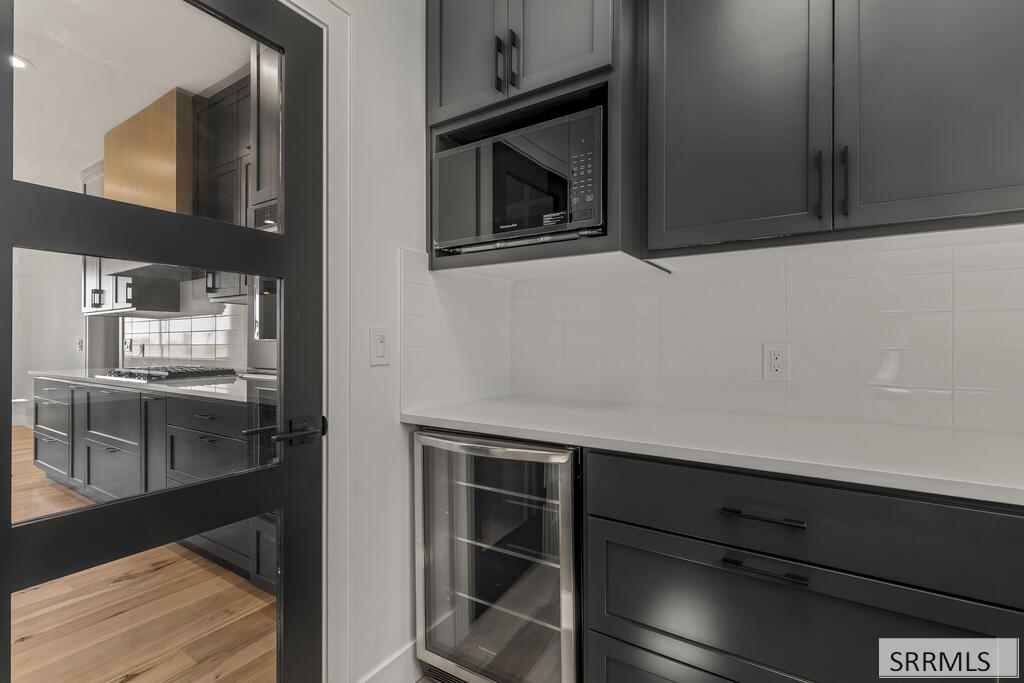 3765 E 369 N Property Photo 24