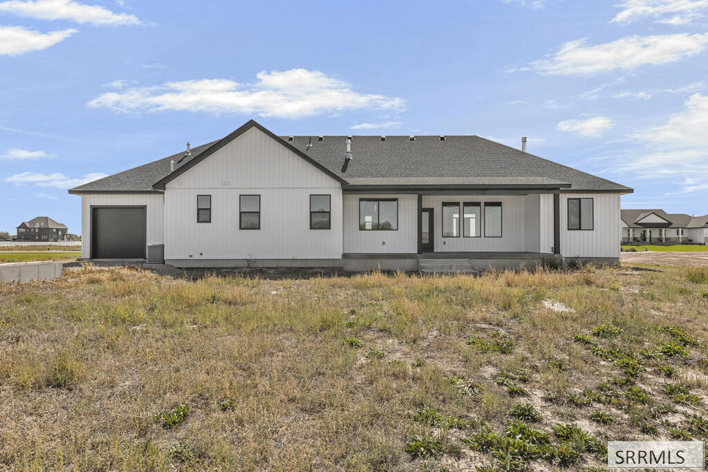 3765 E 369 N Property Photo 58